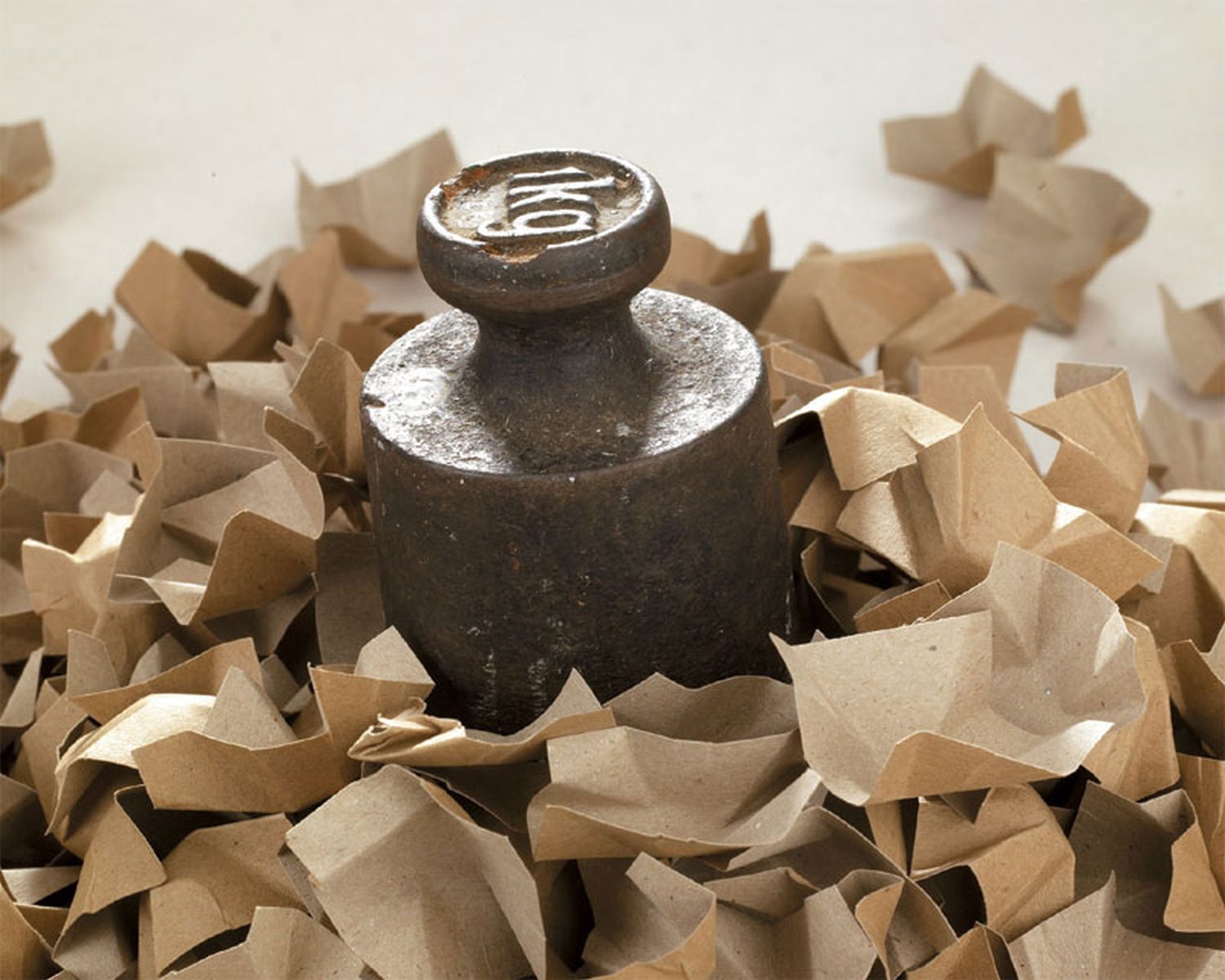 DECOFILL dekorative Papier-Verpackungschips Polsterchips, gelb, 400 Liter